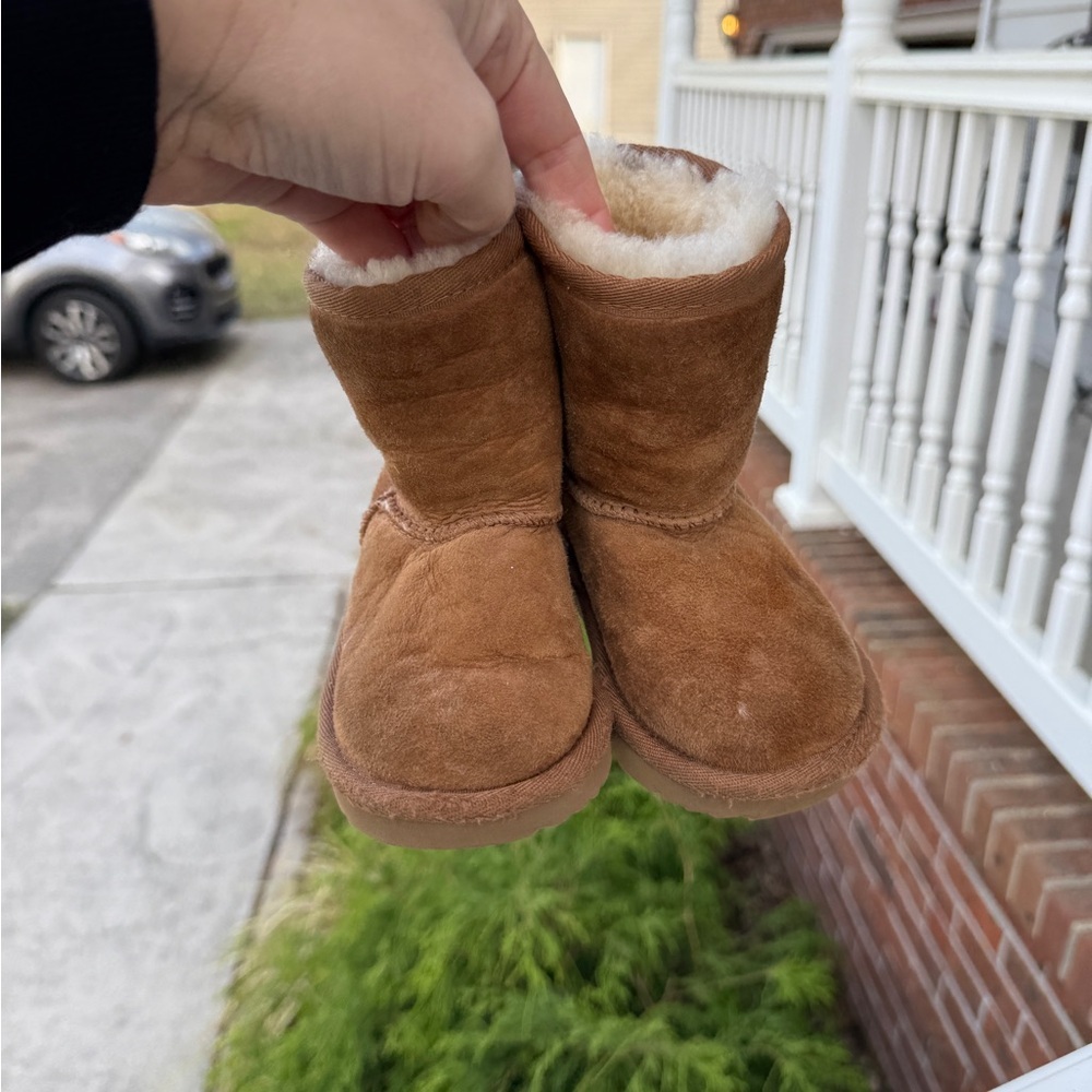 UGG Classic Tall Chestnut Snow Boots Size 6C toddler kids child boy girl - Picture 2 of 8